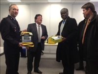 Bonne nouvelle pour les malades du cœur : Mambé revient à Abidjan avec 24 défibrillateurs