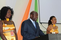 Allocution de Monsieur Daniel Kablan Duncan, premier ministre, ministre de l’économie et des finances à la cérémonie d’ouverture  du Colloque international en hommage  à Madame Henriette DAGRI-DIABATE, intitulé : « Henriette DAGRI-DIABATE : la question  du leadership féminin : histoire et actualité »