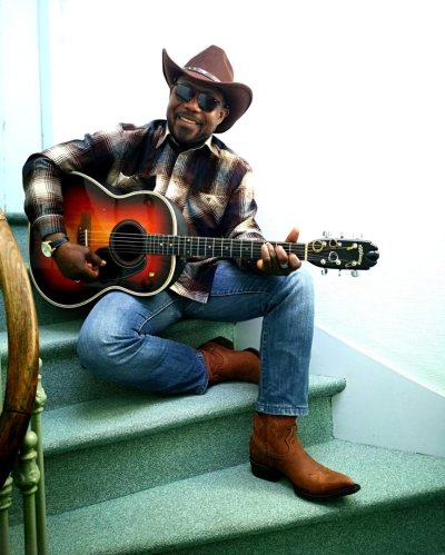 Concert : Frost Olly revient en force à Abidjan !