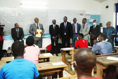 Concours d'entrée à l’Ecole supérieure africaine des Technologies de l’Information et de la Communication (ESATIC): le ministre Amadou Coulibaly lance officiellement les épreuves écrites