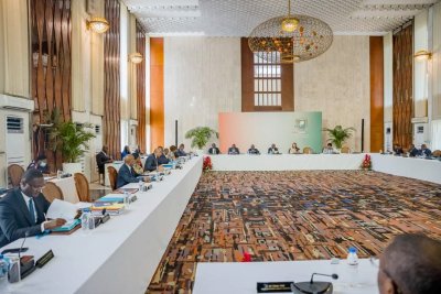 Amélioration de l’identité visuelle de l’État : le gouvernement adopte une communication relative à la validation du projet de charte graphique unique