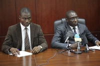 Conseil National de la Jeunesse de Côte d’Ivoire (CNJCI) : Monsieur Lassiné  Diomandé (Directeur)  apporte des précisions au cours d’une conférence de presse.