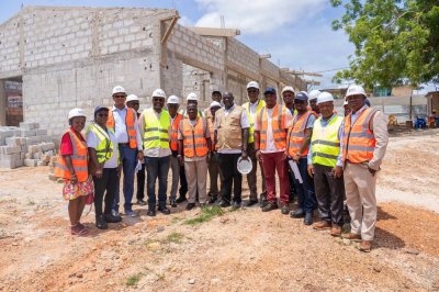 Construction du centre social d'Agboville : la Coordination générale du PA-Psgouv et la BAD s'imprègnent de l'état d'avancement des travaux
