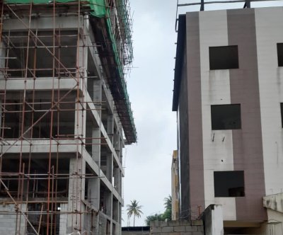 Démolition  d’un immeuble par le ministère de la construction  : Mme Chantal Fanny « se réjouit »  de l’exécution d'une décision du Tribunal du commerce (Communiqué)