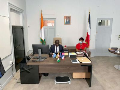 Diaspora : Le consul général de la Côte d’Ivoire à Lyon échange avec les responsables d’associations ivoiriennes en France