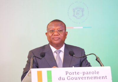 Coopération économique : la Côte d'Ivoire et les Émirats Arabes Unis signent une convention de financement de 31 milliards FCFA et plusieurs mémorandums d'entente