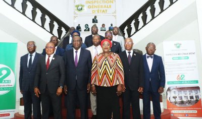 Coopération institutionnelle : Théophile Ahoua N’doli échange avec les membres de la commission parlementaire en charge de l'évaluation des politiques publiques