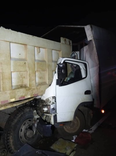 Côte d'Ivoire : 04 victimes dont 02 décès certains dans une collision entre un camion benne et une fourgonnette sur la route d’Adzopé 