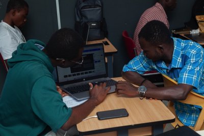 Côte d'Ivoire: 50 jeunes se forment aux métiers du montage vidéo et du motion design