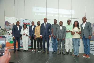 Côte d'Ivoire : 500 jeunes obtiennent des Permis de Conduire grâce au partenariat entre Magic System et l'Agence Emploi Jeunes