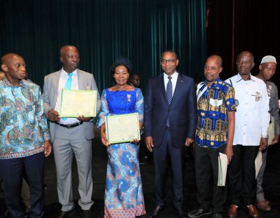 Côte d'Ivoire : Bolloré Transport & Logistics décerne la médaille d’honneur du travail à 338 collaborateurs