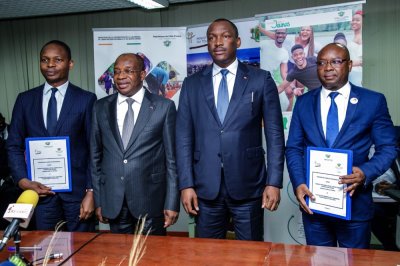 Côte d'Ivoire/CAN 2023: une convention signée pour former 1200 jeunes dans le secteur touristique 