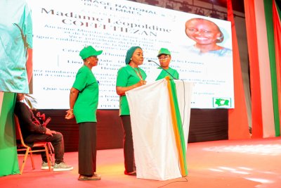 Côte d’Ivoire : les femmes rendent un hommage national à feu Léopoldine Coffi Tiézan à l’occasion de la JIF 2026