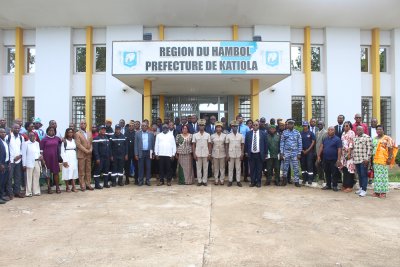 Côte d'Ivoire : les agents de l''État de la région du Hambol initiés à l'informatique 