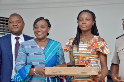 Côte d'Ivoire : les meilleurs élèves du '' District autonome des Lacs'' primés