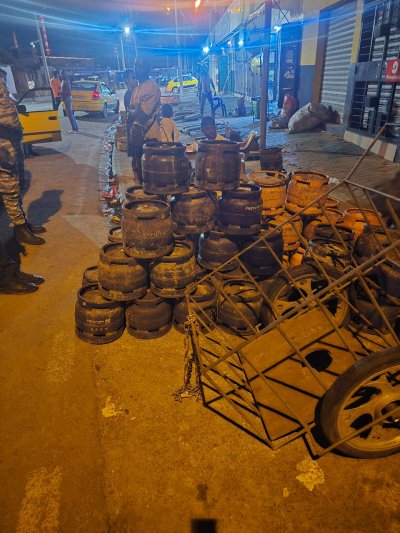 Côte d'Ivoire : nouveau coup de filet contre la fraude au gaz butane à Abidjan, près de 1 000 bouteilles saisies