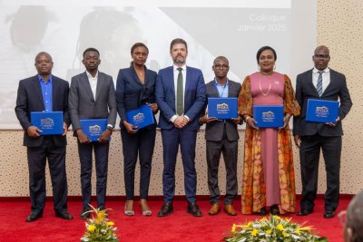 Côte d'ivoire: Plusieurs fonctionnaires et professionnels du secteur public ivoirien reçoivent leurs parchemins de fin de formation 