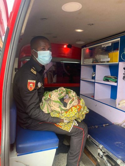 Côte d'Ivoire : un nouveau-né retrouvé vivant dans une décharge à Bouaké