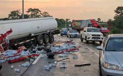 Côte d'Ivoire : Une collision entre deux camions fait un mort et quatre blessés à Yamoussoukro