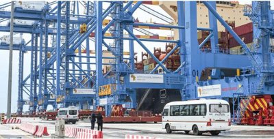 Côte d’Ivoire :  À Abidjan, le « cadeau de départ » de Bolloré avant de céder la place à MSC