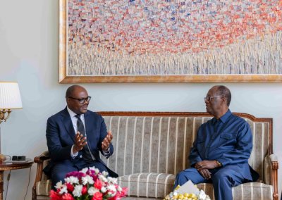 Alassane Ouattara s'entretient avec le Premier Ministre du Rwanda, la Directrice des Opérations de la Banque Mondiale et l’Envoyée Spéciale du Président d’Afrique du Sud