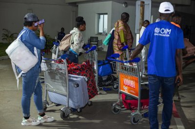 Côte d’Ivoire : Arrivée de 154 migrants ivoiriens en provenance de la Tunisie à Abidjan