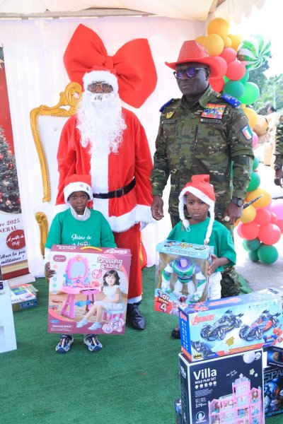 Côte d’Ivoire : l’association des épouses de militaires offre un Arbre de Noël à plus de 700 enfants de militaires
