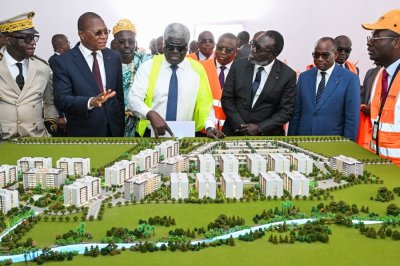 Côte d’Ivoire : le premier ministre lance un projet immobilier des acteurs des médias