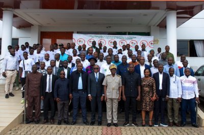 Côte d’Ivoire : l’OIA Anacarde lance la formation de 1 000 jeunes applicateurs de produits phytosanitaires