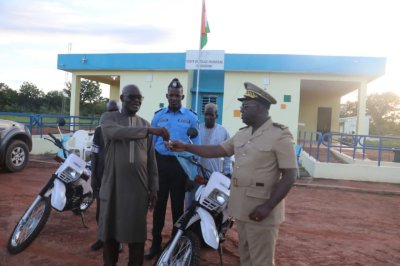 Côte d’Ivoire - Mali : le poste de la police dotée de deux motos