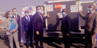 Covid-19: L’Espagne, l’Islande et la Finlande font un don de 432 000 doses de vaccin à la Côte d’Ivoire