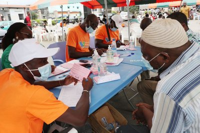 Covid-19 : un concert de sensibilisation à la vaccination organisé à Yopougon