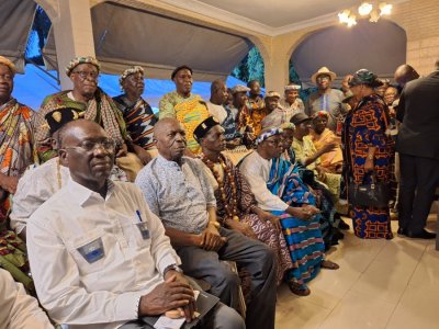 Crise de royauté à Sakassou: le communiqué de la réunion de concertation de la Communauté Baoulé tenue à la Résidence du Doyen Cowppli-Bony