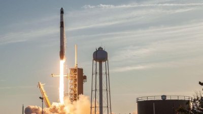 La querelle entre Trump et Musk renforce les craintes d'une réduction du budget de la Nasa