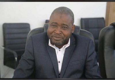 Le journaliste Mamadou Doumbia range la plume