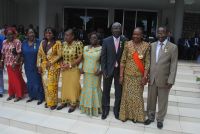 Mérite /La Nation reconnaissante à 67 de ses fils