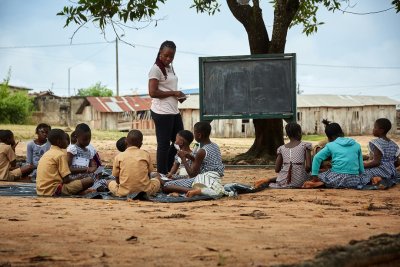 Mariatou Koné appelle à créer autour de l'écosystème des écoles des activités favorables à l’alphabétisation