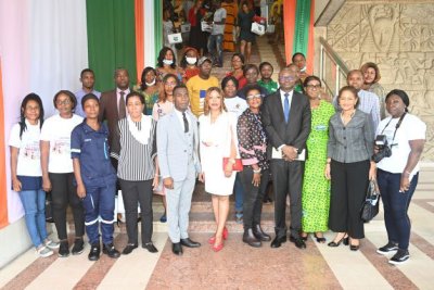 Côte d'Ivoire: des femmes reporters créent un magazine en ligne