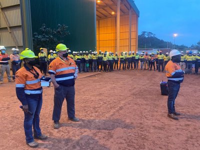 Des travailleurs miniers en grève à Hiré: La Direction Générale continue les concertations afin de trouver une issue pacifique