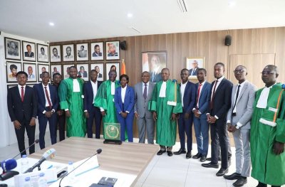 Développement du numérique et formation : le gouvernement entend poursuivre sa politique de partenariat avec les meilleurs  établissements