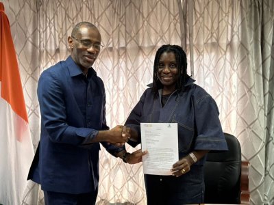 Développement durable/ Programme ‘’ 1 capitale-55 arbres’’ : l’UA et la Fondation Soundélé Konan signent un accord à Abidjan pour la résilience climatique du continent