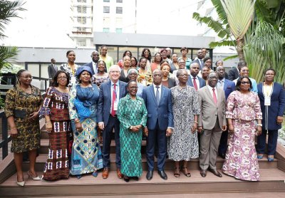 Diplomatie : les femmes ambassadeurs outillées aux techniques de résolution des conflits et de préservation de la paix