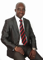 Dr Arsène Ouattara depuis Paris invite les ivoiriens à soutenir la candidature du Président Alassane Ouattara