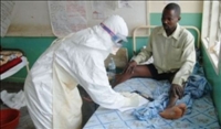 Ebola en Afrique de l’Ouest, un effrayant virus tueur venu de loin (WEEKENDER)