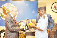 Sécurité: les Etats-Unis renforcent les capacités opérationnelles de la police ivoirienne