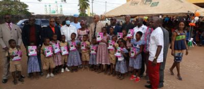 Plus de 100 000 manuels scolaires distribués aux élèves des IEP du Gontougo