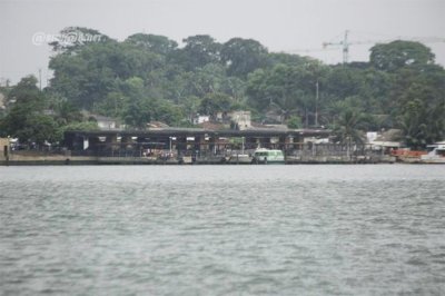 Côte d'Ivoire : un homme tente de se suicider en se jetant dans la lagune