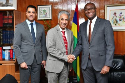 Économie bleue | Coopération Sud-Sud: La Côte d’Ivoire renforce ses partenariats stratégiques avec Maurice et les Seychelles