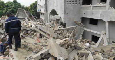 Effondrement d’un bloc d’un immeuble R+4 en construction à Abidjan