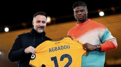 Emmanuel Agbadou file à Wolverhampton